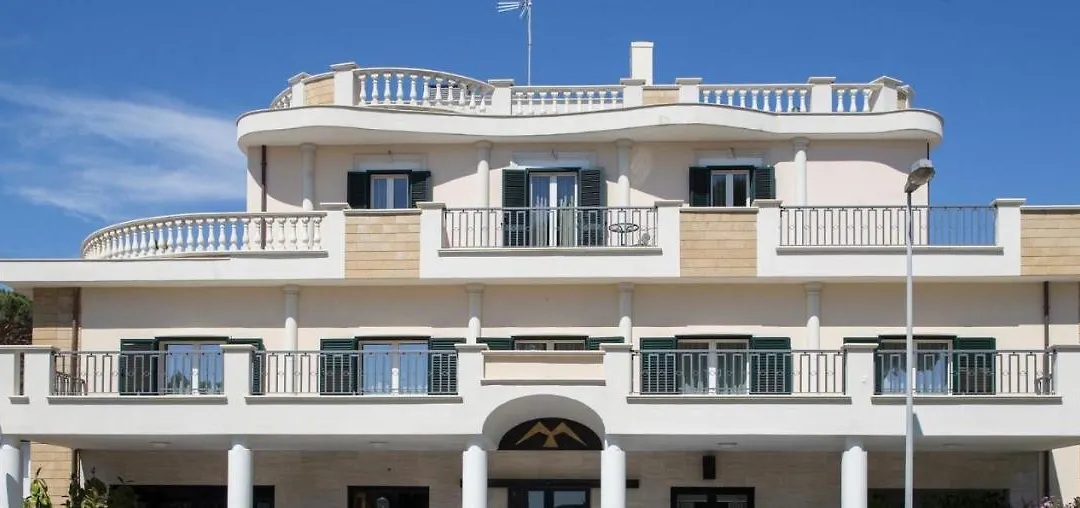 Hotel Il Gabbiano-1